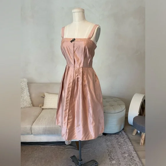 VERA WANG PINK FORMAL DRESS STRAIGHT SQUARE NECKLINE A-LINE DRESS - Picture 2 of 13